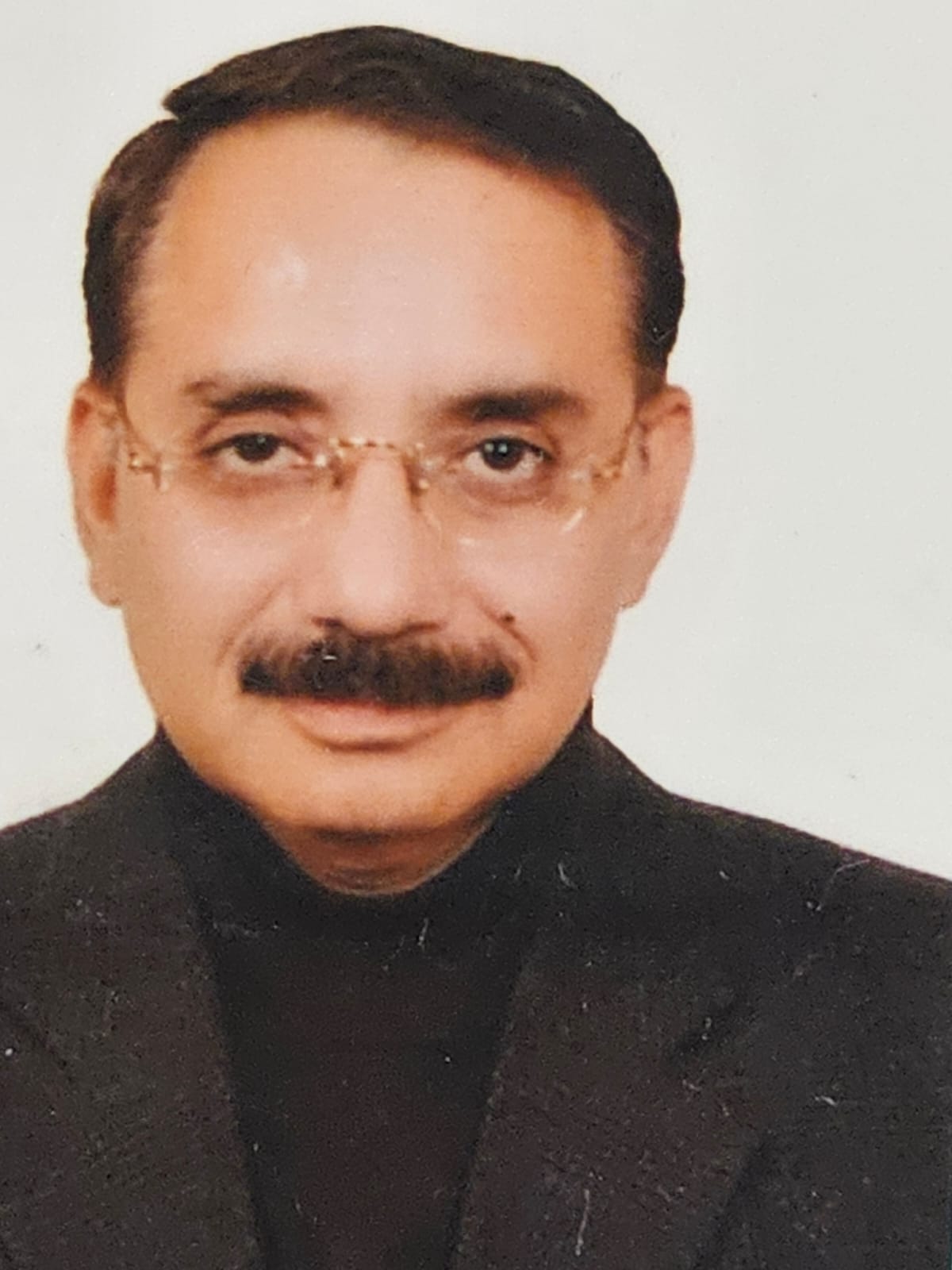 Mr. Somender Pal Tyagi